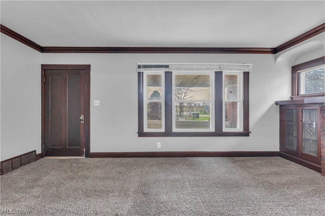 1042 Mozina Drive Cleveland OH 44119