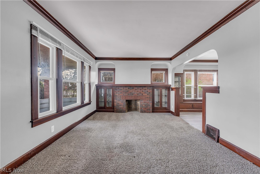 1042 Mozina Drive Cleveland OH 44119