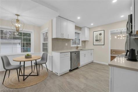 4182 Silsby Road University Heights OH 44118