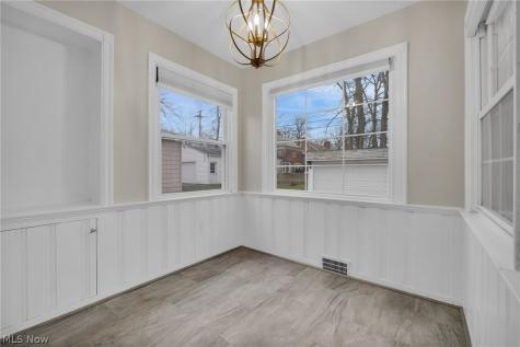 4182 Silsby Road University Heights OH 44118