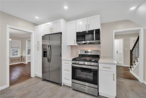 4182 Silsby Road University Heights OH 44118