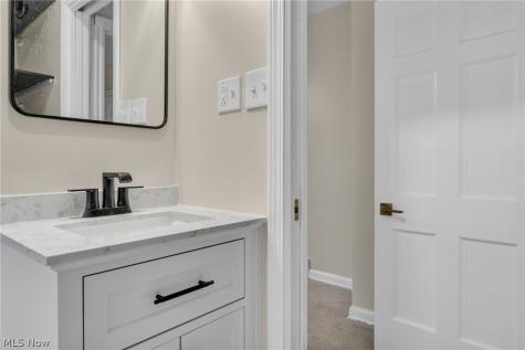4182 Silsby Road University Heights OH 44118
