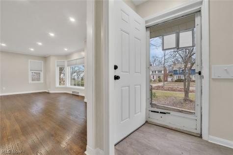 4182 Silsby Road University Heights OH 44118