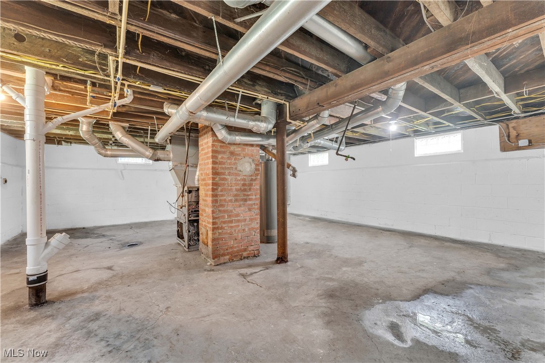 4646 E 147th Street Cleveland OH 44128