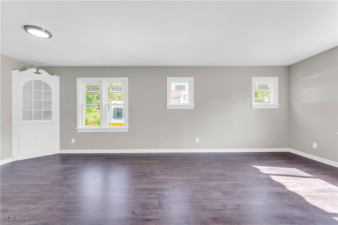 4646 E 147th Street Cleveland OH 44128