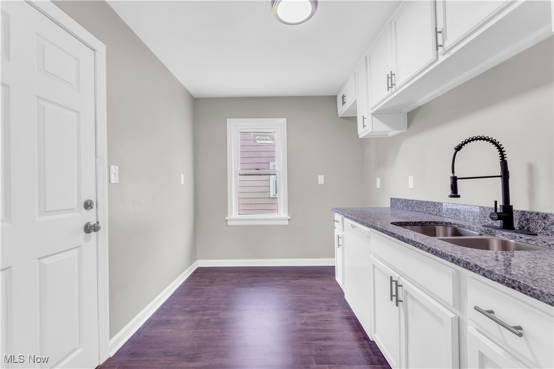 4646 E 147th Street Cleveland OH 44128