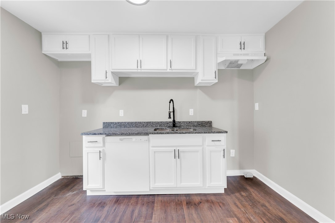 4646 E 147th Street Cleveland OH 44128