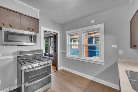 1347 Marlowe Avenue Lakewood OH 44107