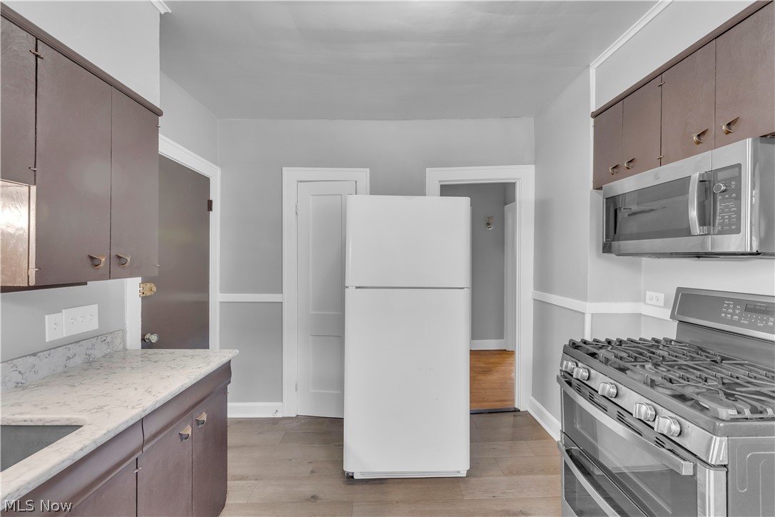 1347 Marlowe Avenue Lakewood OH 44107