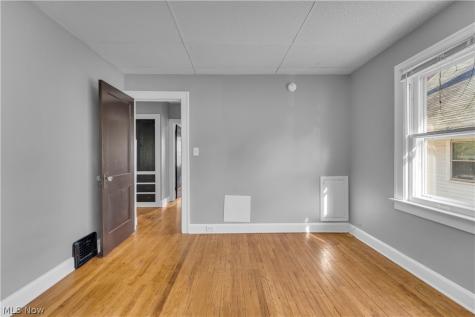 1347 Marlowe Avenue Lakewood OH 44107