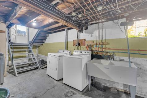 1347 Marlowe Avenue Lakewood OH 44107