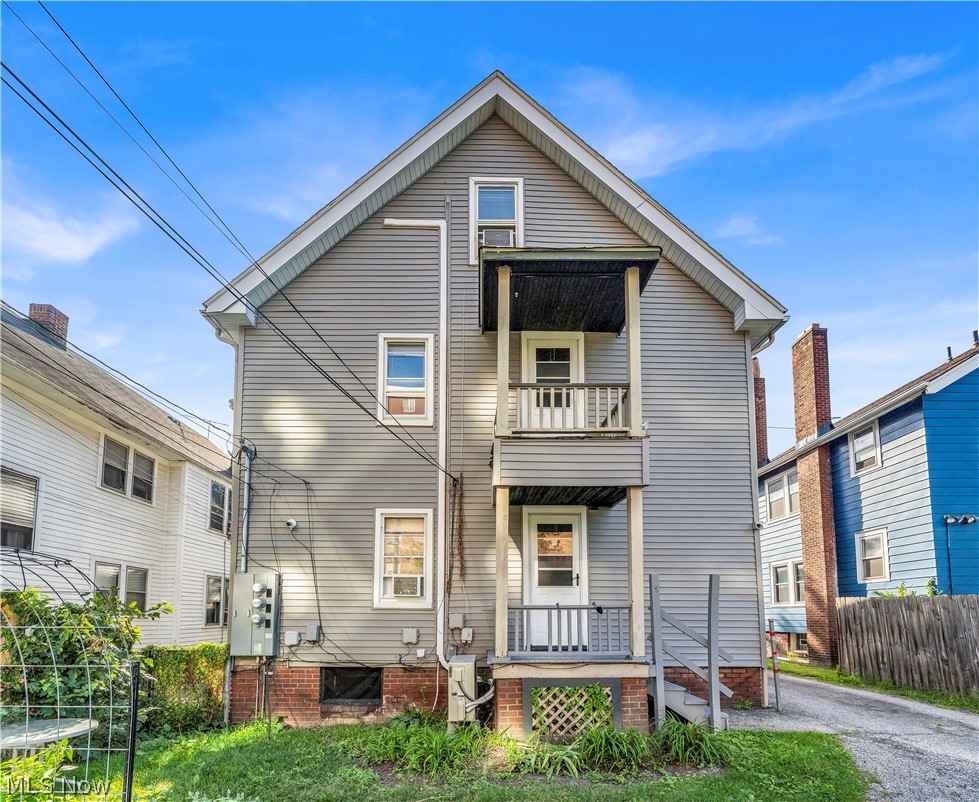 1347 Marlowe Avenue Lakewood OH 44107