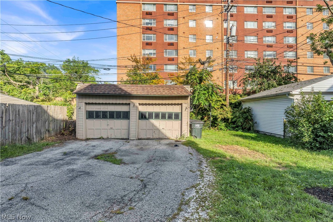 1347 Marlowe Avenue Lakewood OH 44107