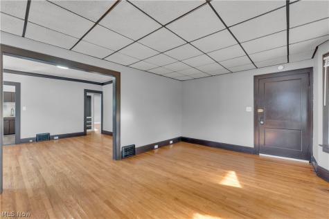 1347 Marlowe Avenue Lakewood OH 44107