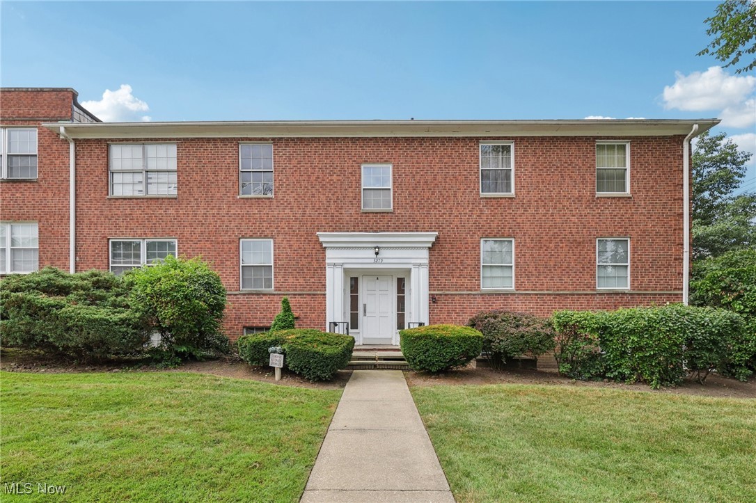 3279 Warrensville Center Road Shaker Heights OH 44122