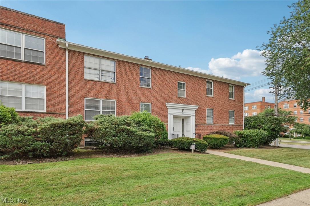 3279 Warrensville Center Road Shaker Heights OH 44122