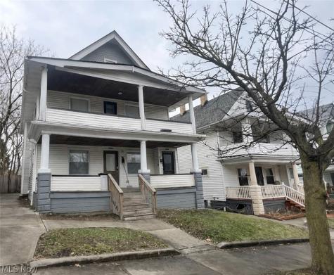 3278 W 84th Street Cleveland OH 44102