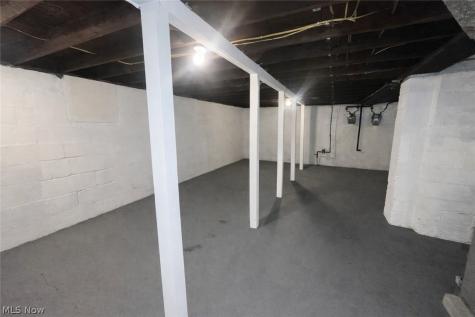 3278 W 84th Street Cleveland OH 44102
