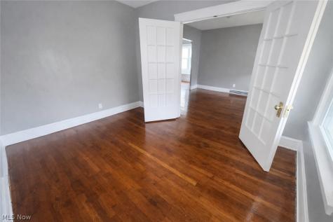 3278 W 84th Street Cleveland OH 44102
