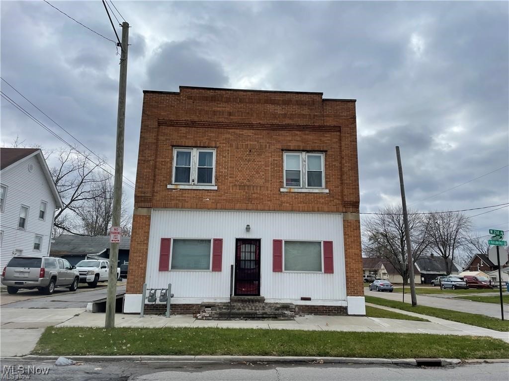 1063 W 21st Street Lorain OH 44052