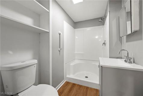 1063 W 21st Street Lorain OH 44052