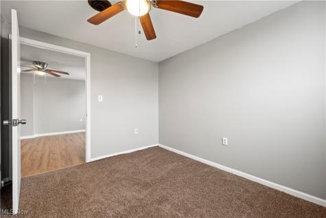 1063 W 21st Street Lorain OH 44052