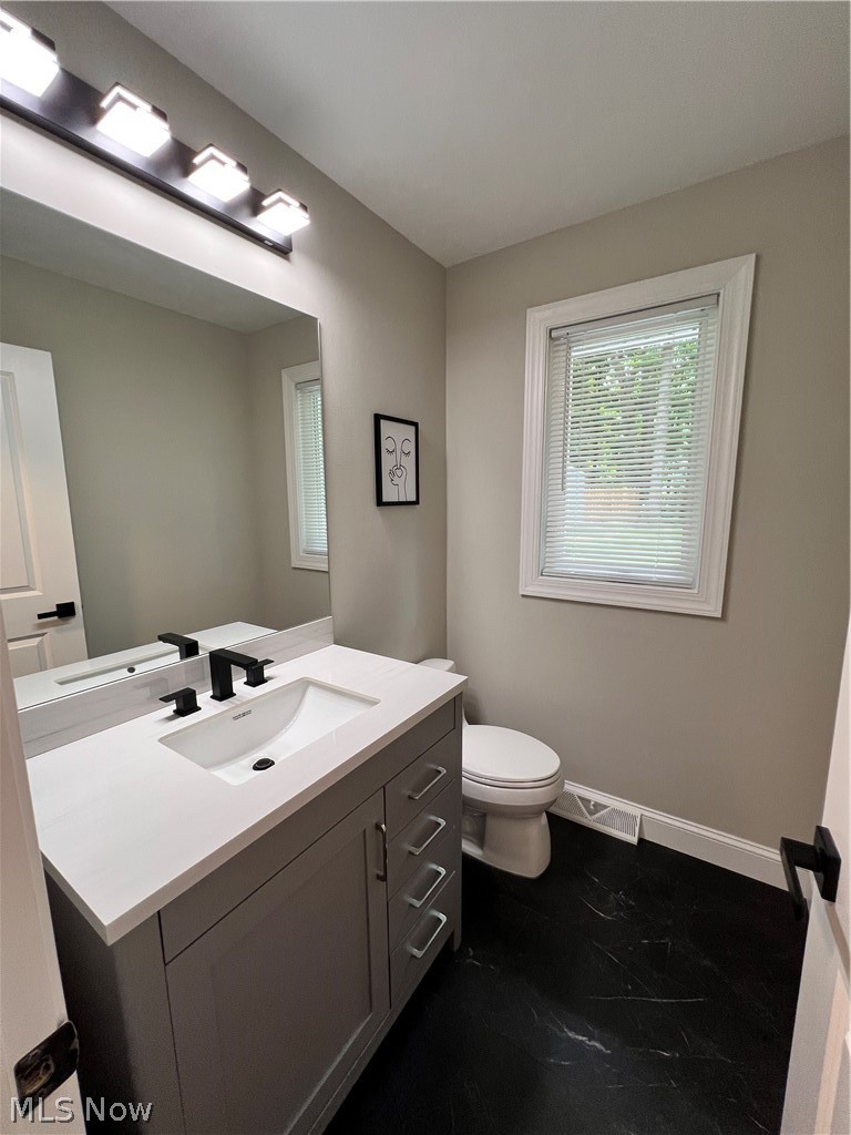 704 Echo Drive Gates Mills OH 44040