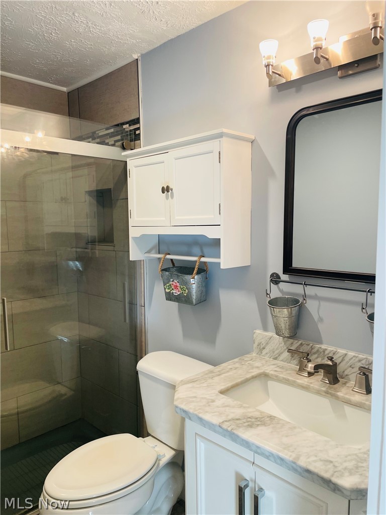 6000 Nob Hill Drive Chagrin Falls OH 44022