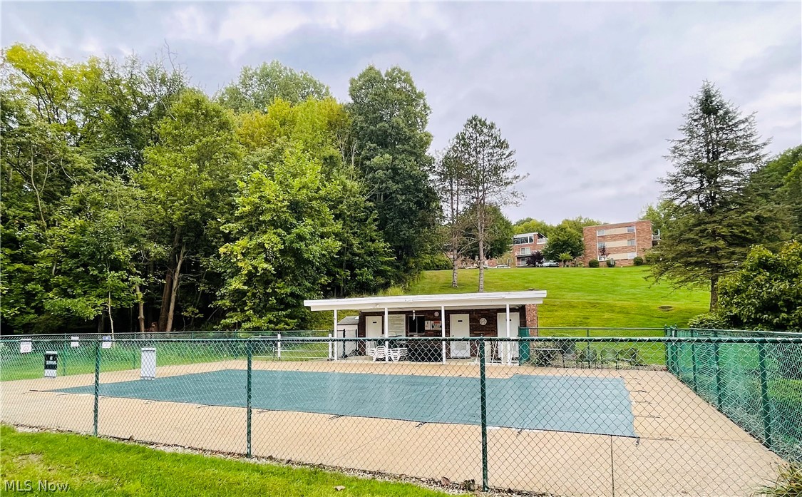 6000 Nob Hill Drive Chagrin Falls OH 44022