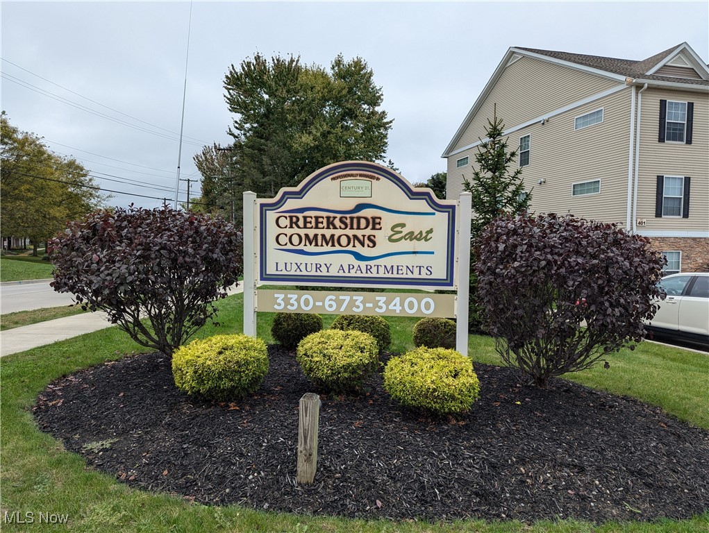 407 Pleasant Meadow Boulevard Cuyahoga Falls OH 44224