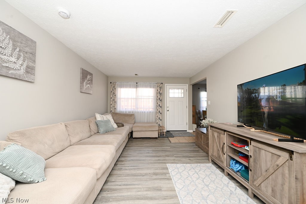 4251 Regal Avenue Brunswick OH 44212