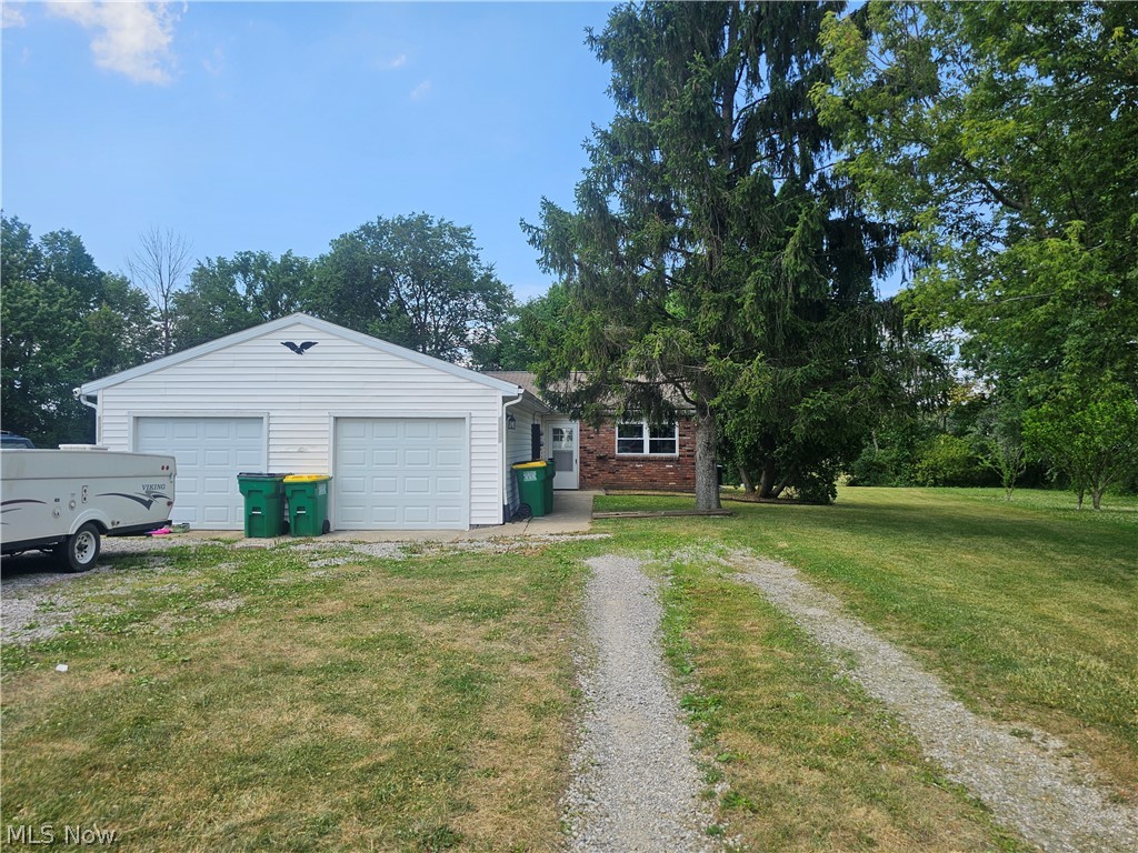 14742 Hillcrest Avenue Middlefield OH 44062