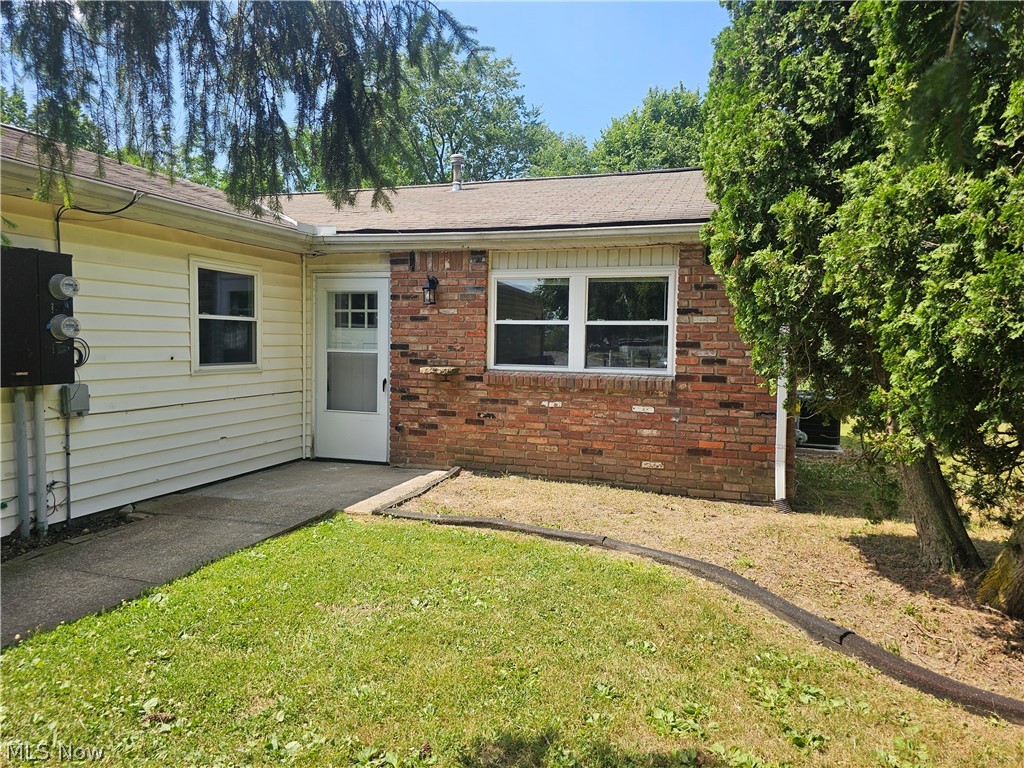 14742 Hillcrest Avenue Middlefield OH 44062