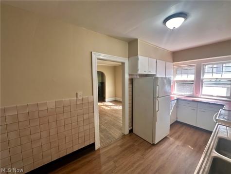 96 N Portage Path Akron OH 44303