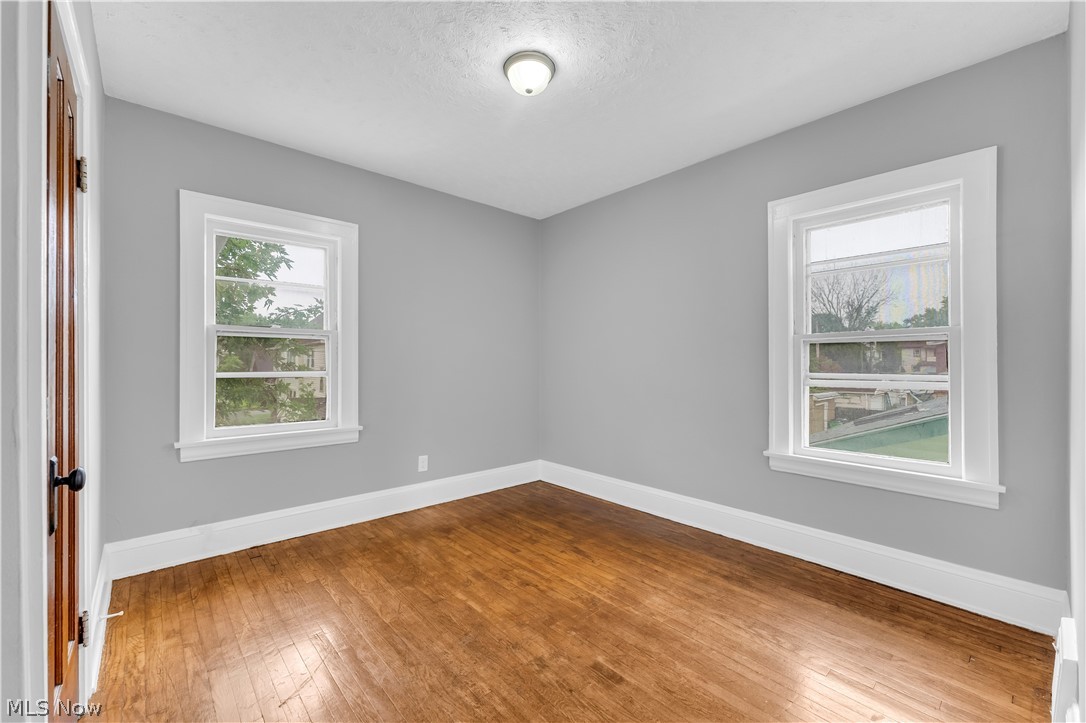 10123 Greenview Avenue Garfield Heights OH 44125