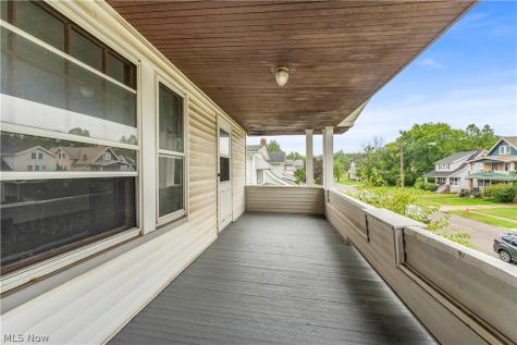 10123 Greenview Avenue Garfield Heights OH 44125