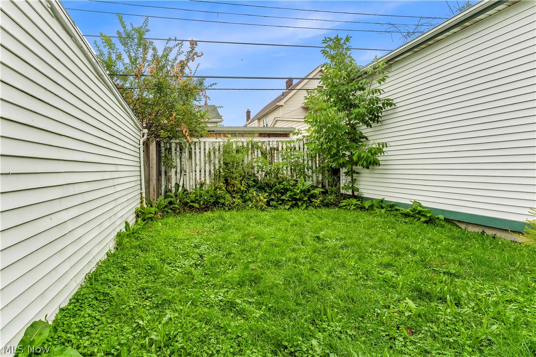 10123 Greenview Avenue Garfield Heights OH 44125