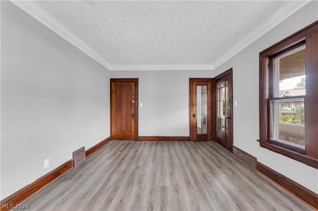10123 Greenview Avenue Garfield Heights OH 44125
