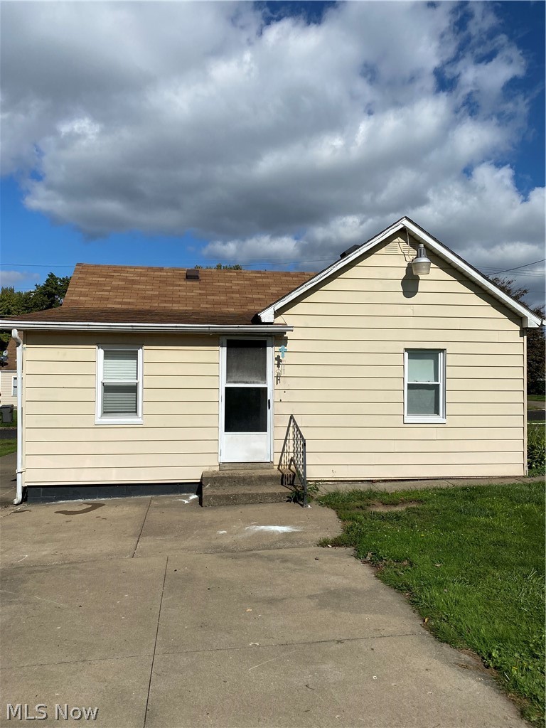 665 Devitt Avenue Campbell OH 44405