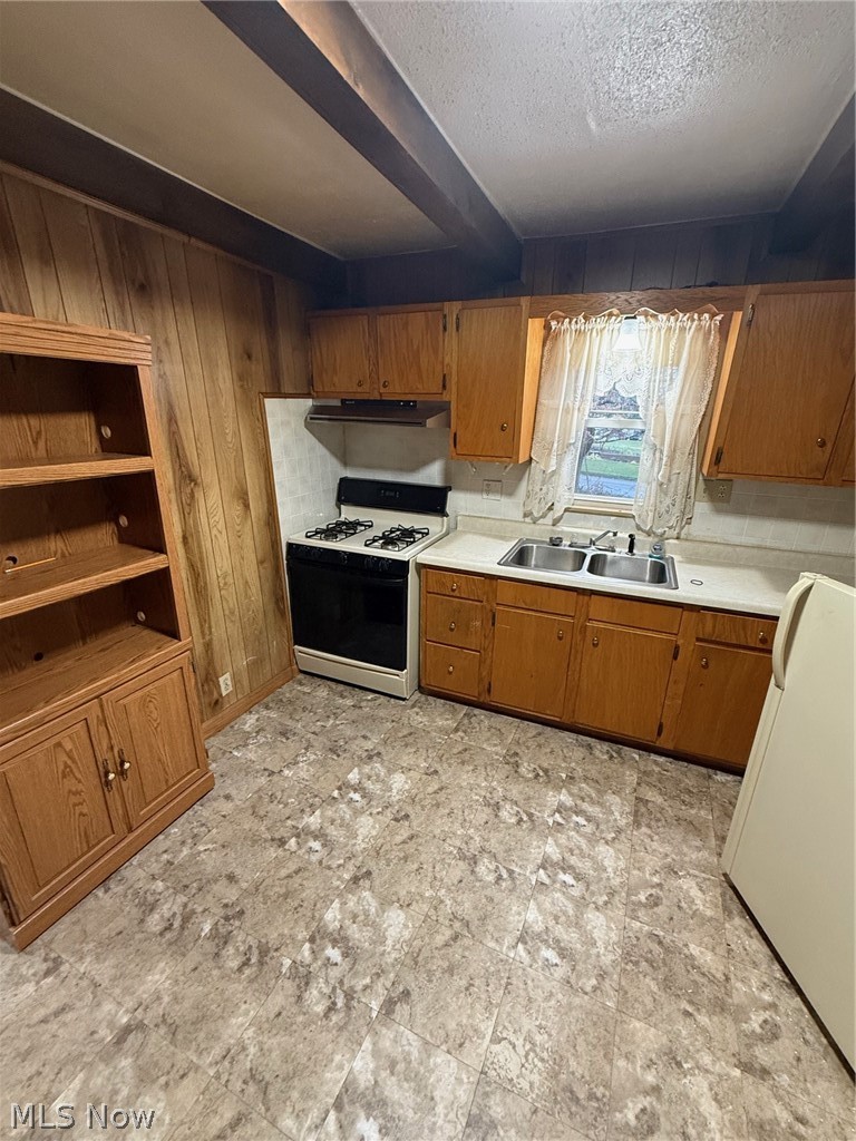 665 Devitt Avenue Campbell OH 44405