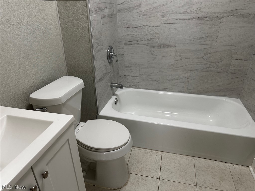 919 Nathaniel Road Cleveland OH 44110