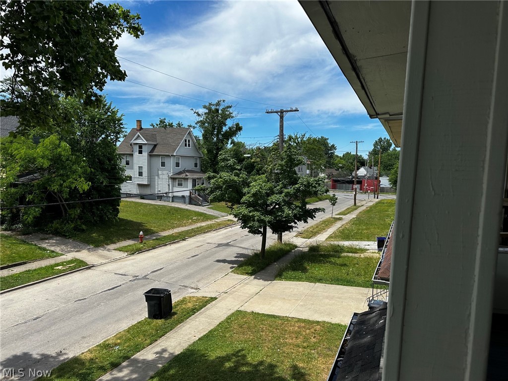 919 Nathaniel Road Cleveland OH 44110