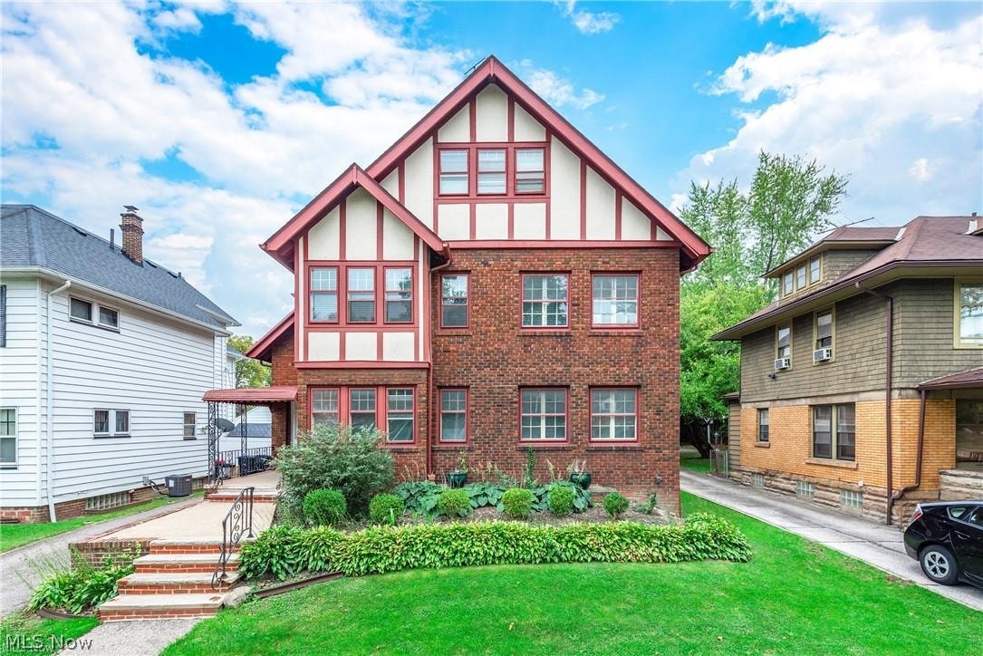 10509 Clifton Boulevard Cleveland OH 44102