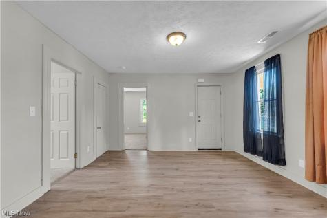 3187 W 44th Street Cleveland OH 44109