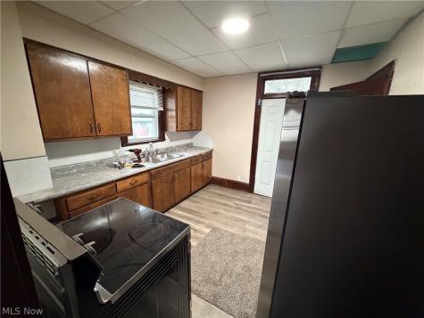 1023 Harrison Avenue SW Canton OH 44706
