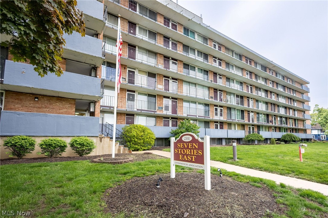 2331 E Market Street Akron OH 44312