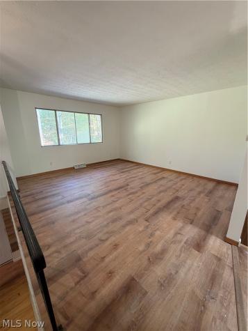 2854 Long Road Akron OH 44312