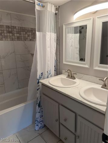 145 State Road Hinckley OH 44233
