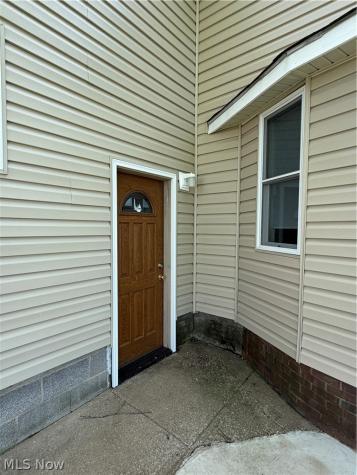 145 State Road Hinckley OH 44233