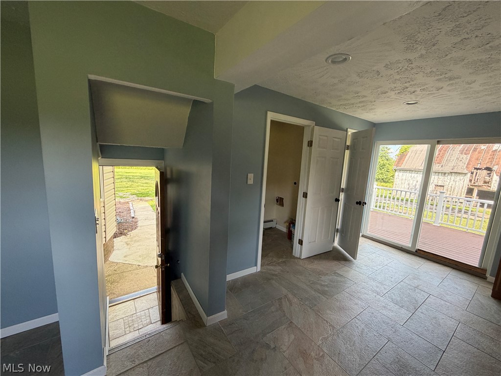 145 State Road Hinckley OH 44233